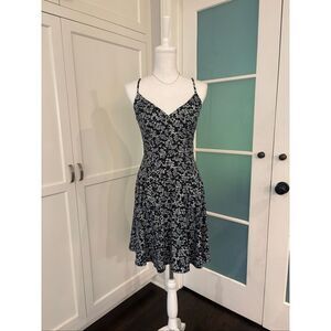 Nine Britton Women's Dark Blue Floral Crisscross Back Fit & Flare Dress Small